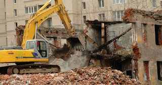 Демонтаж фасада в Березниках: цены за м2 от 362 рублей | Сварной-Брз
