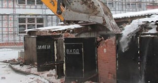 Снос гаража и вывоз мусора в Березниках - Быстро и качественно от Сварной-Брз от 2068 рублей