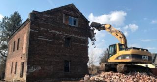 Демонтаж кирпичного дома Березники, цена от 2946 руб.